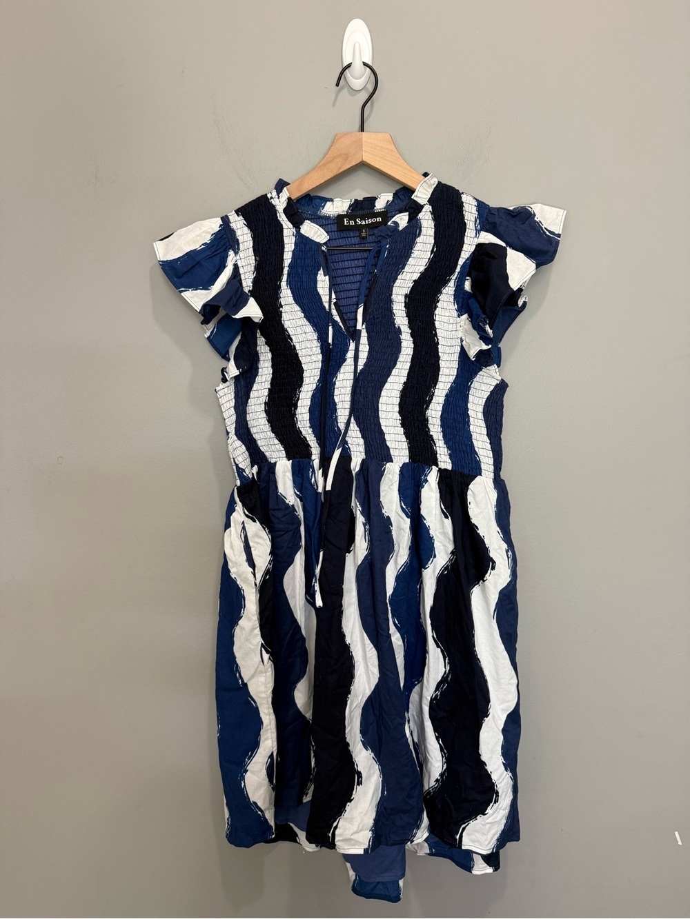 En Saison Abstract Wavy Stripe Smocked Cotton Mini Dress Blue White Small